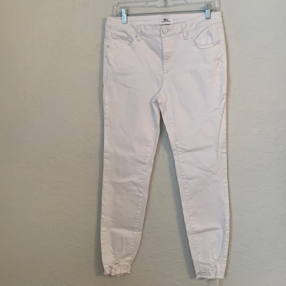 A2Jeans Cotton Blend White Women’s Jean’s Size 11